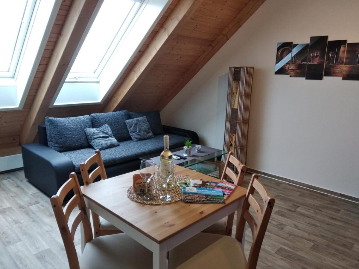 מיקולוב Appartement Le Miracle Rezidence Speicher מראה חיצוני תמונה